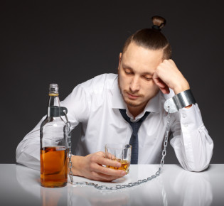 Кодирование на дому при длительном запое: риски и первые шаги