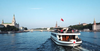 Речная прогулка от Воробьёвых гор: как увидеть Москву с воды и не пожалеть