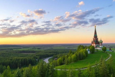 Лучшие места для отпуска в России: от природных чудес до культурных жемчужин