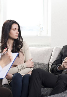 Чем может помочь семейный психолог?